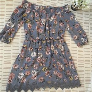 Shoulder floral dress